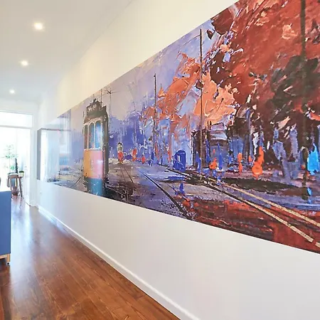 Elegant Santana Лісабон