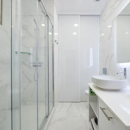 Elegant Santana Lisboa