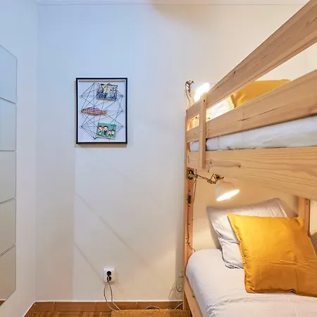 Elegant Santana * Lisboa